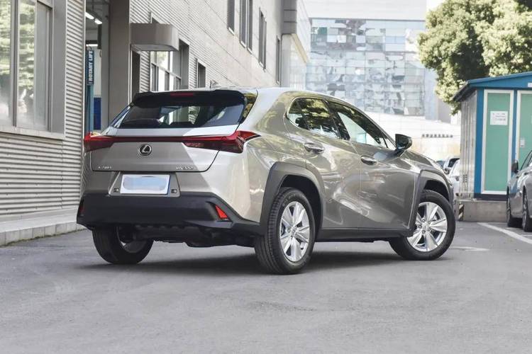 雷克萨斯suv新款2021费用，雷克萨斯suv2020款费用  第1张