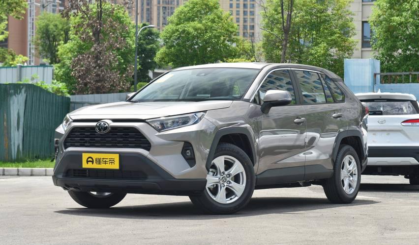 2022丰田荣放suv新款费用？丰田荣放suv2020款费用及图片？  第2张