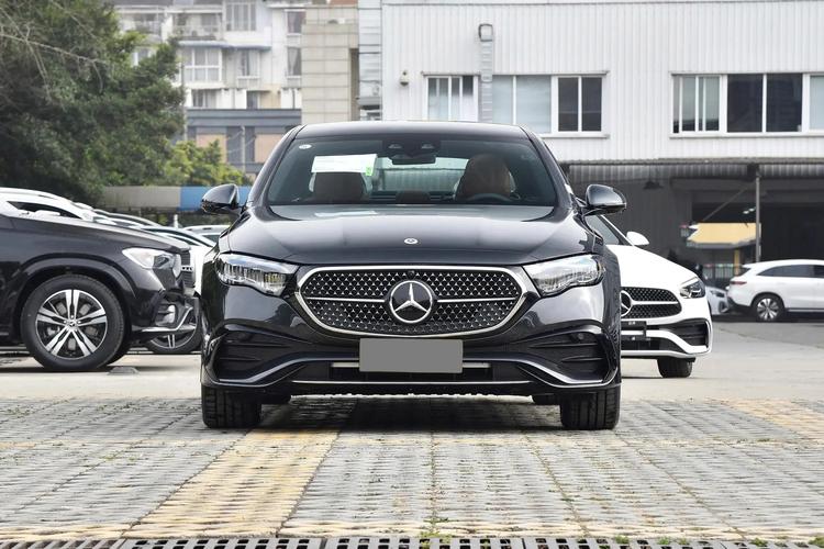 奔驰e300l新车报价2022款费用时尚款，奔驰e300l新车报价2021款报价？  第5张