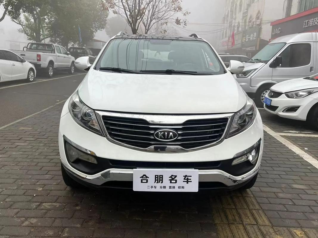 东风悦达起亚kx3二手车费用？起亚kx316款二手？  第2张