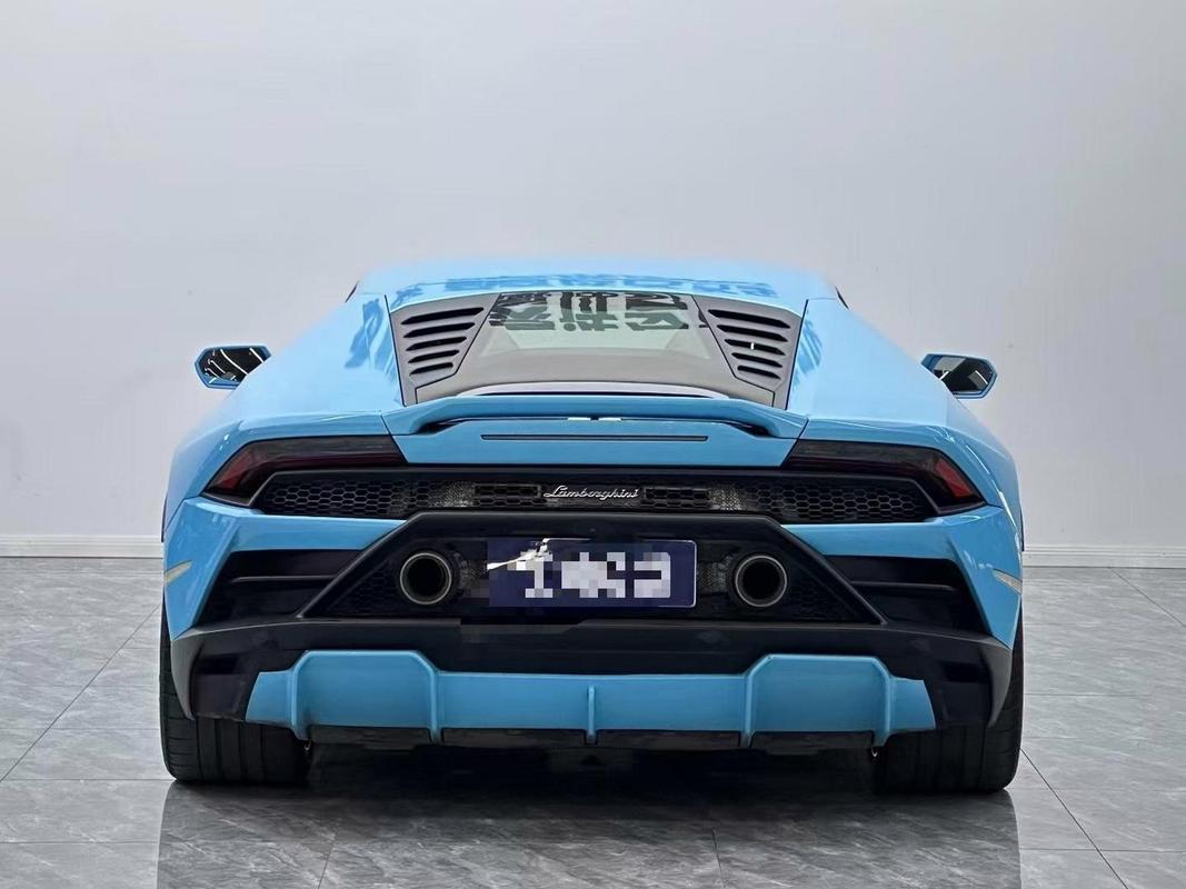 兰博基尼lm002多少钱？兰博基尼lm002越野车？  第6张
