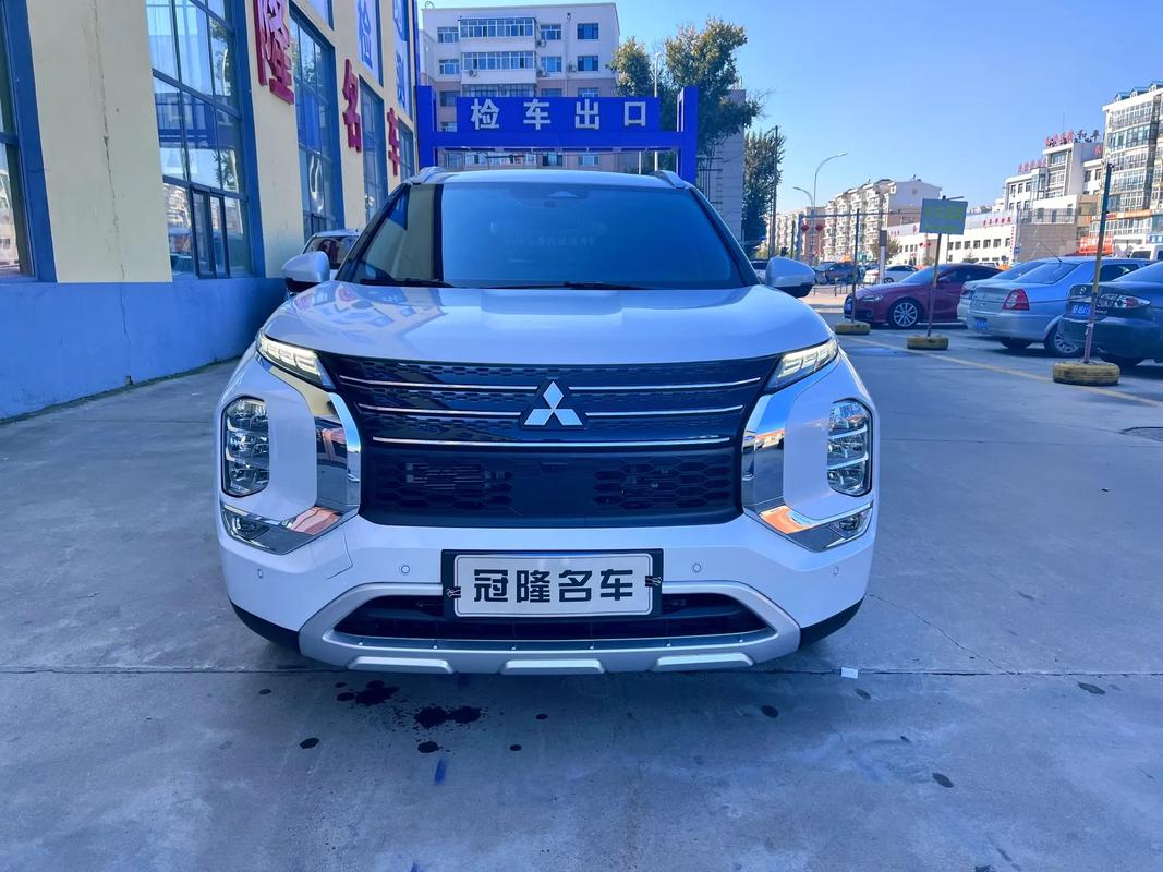 三菱欧蓝德报价参数，三菱欧蓝德2022新款参数  第7张