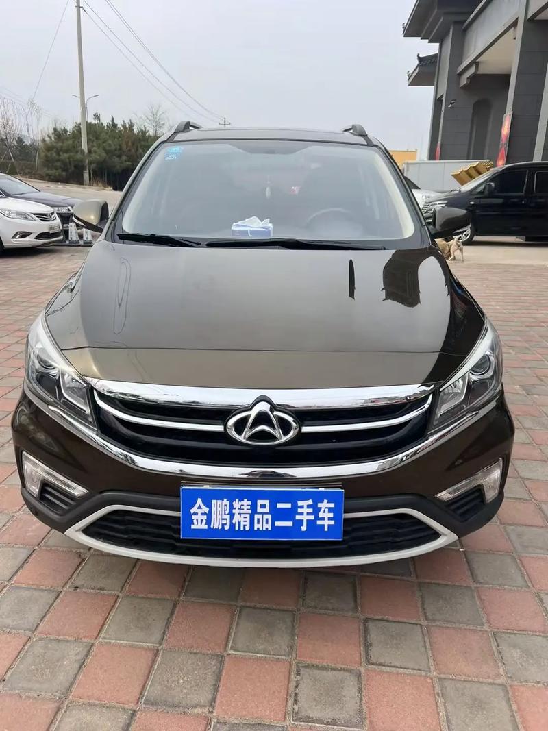 长安欧尚a800后排座椅能放平吗，欧尚a800后排放倒图解？  第4张