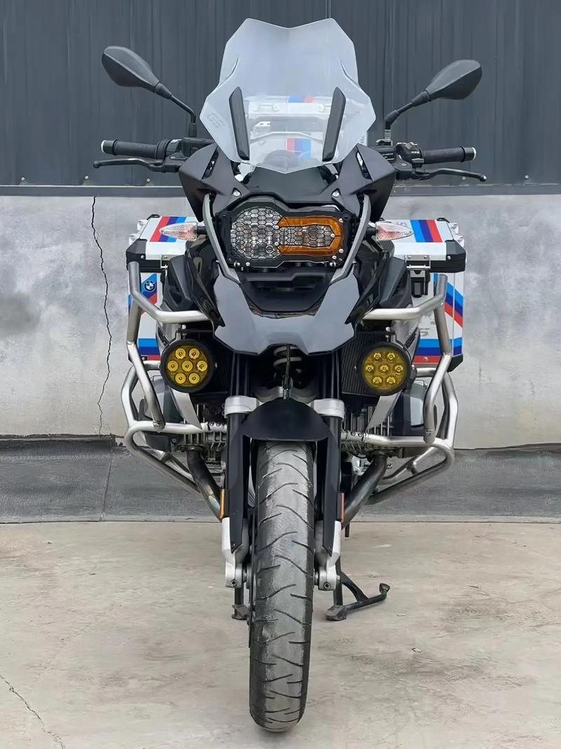 宝马z1000rr费用，宝马1000srr报价？  第4张