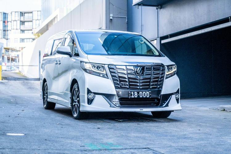 丰田v6商务车叫什么？丰田v6商务车报价及图片？  第4张