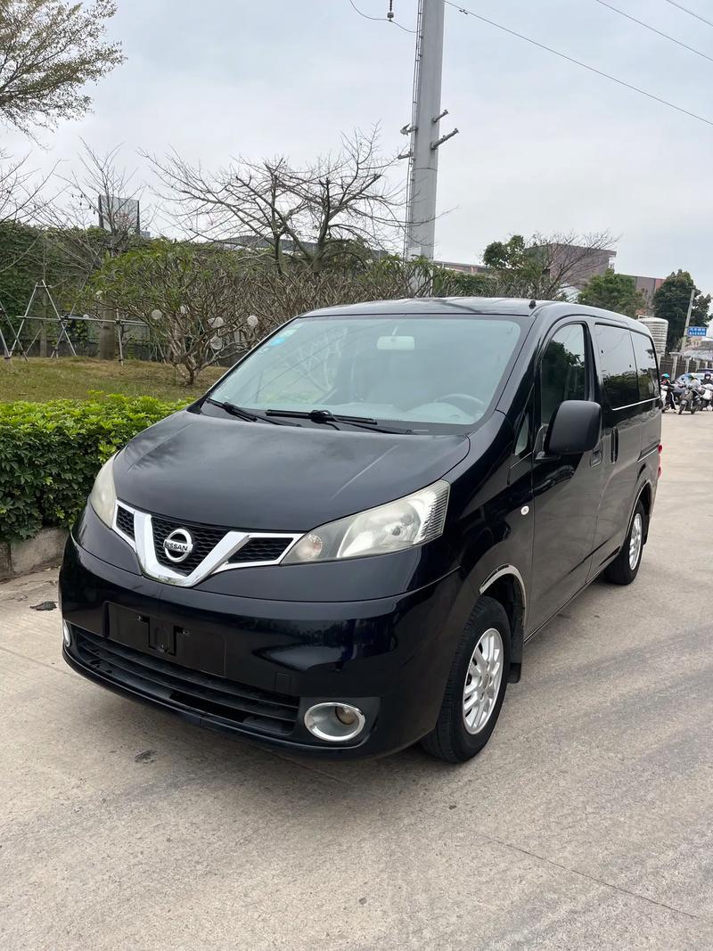 日产骏逸和nv200哪个好，日产骏逸是什么车？  第2张