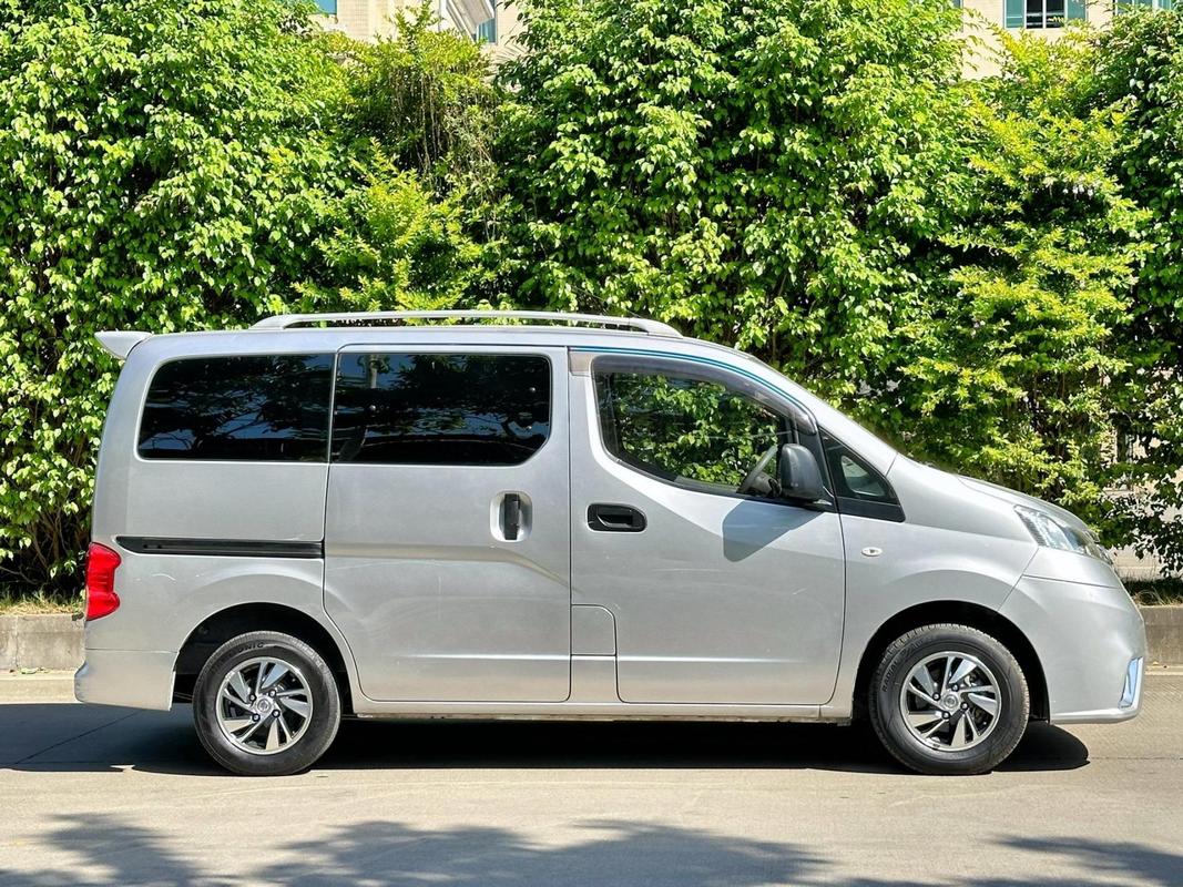 日产骏逸和nv200哪个好，日产骏逸是什么车？  第6张
