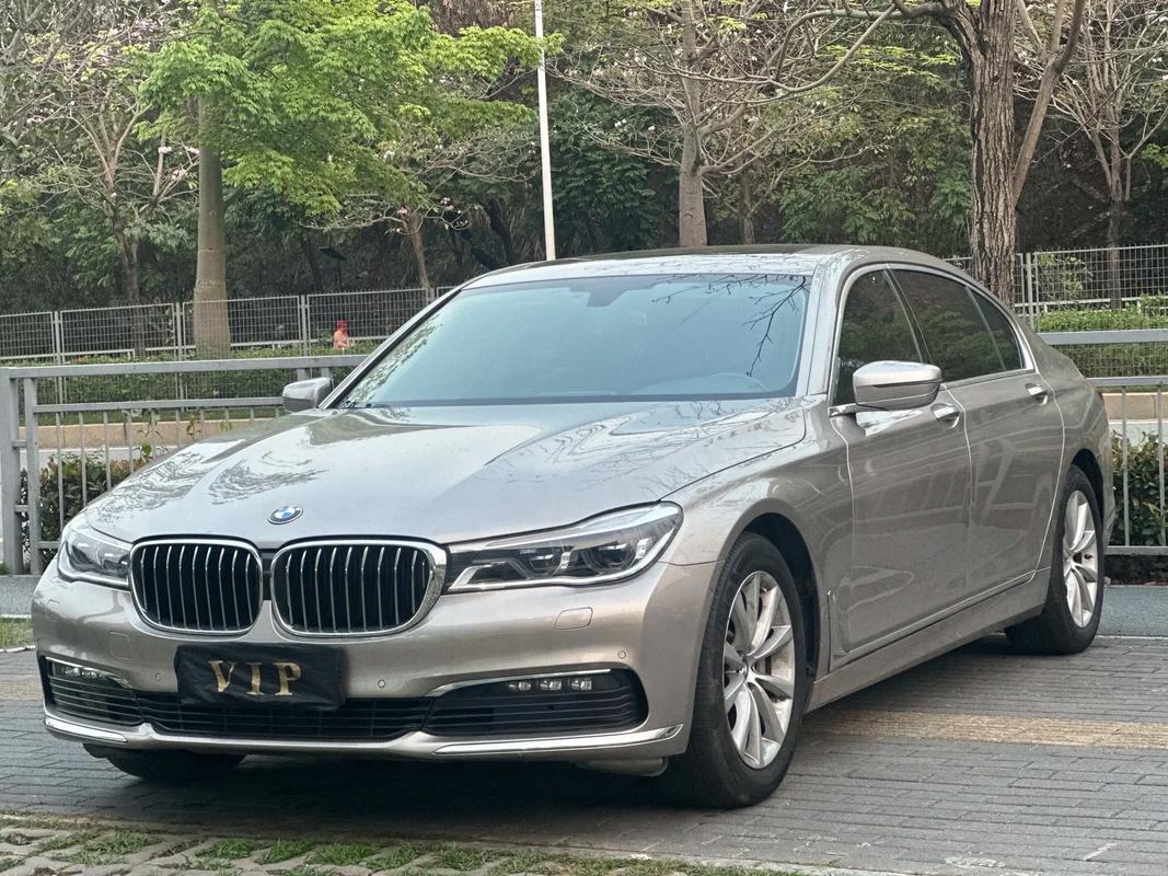 2020款宝马730二手车费用，宝马730i二手车？  第1张