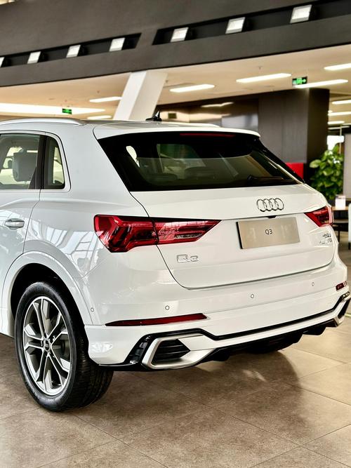 奥迪q3提车费用多少，奥迪q3落地价多少提车？  第1张