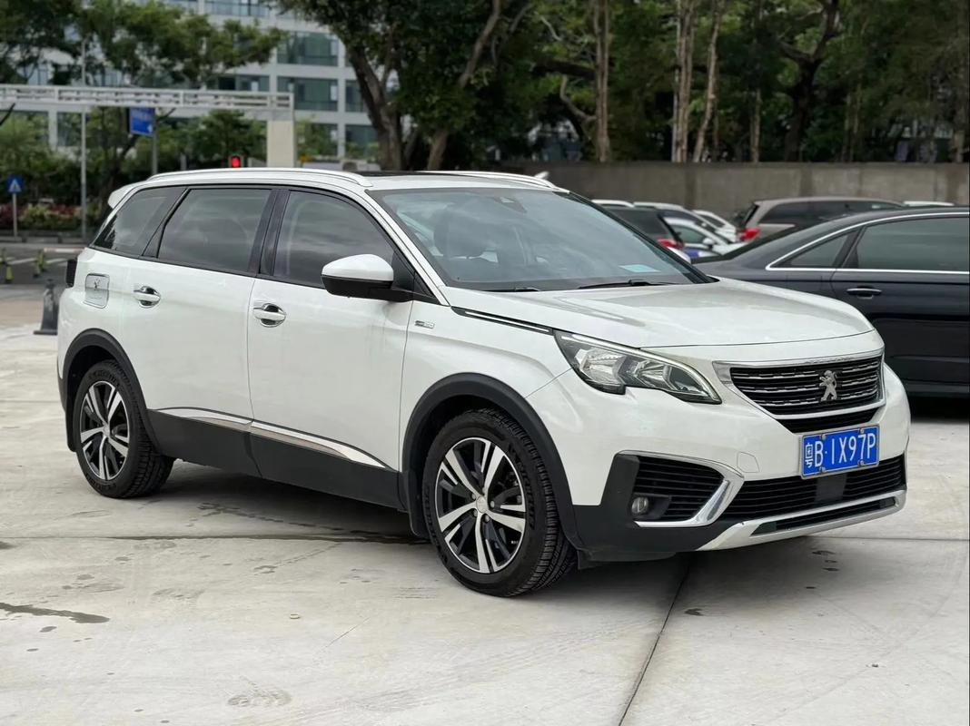 东风标致5008费用配置？东风标致suv 5008？  第5张